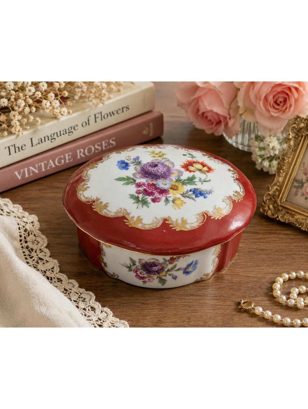 Vintage Elios Italy Hand Painted Floral Porcelain Trinket Box 1970s